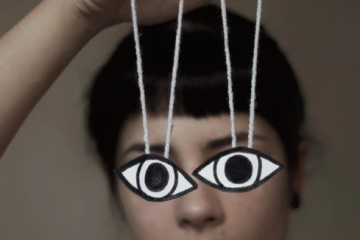Self : les étranges visages de Julie Kainabisa